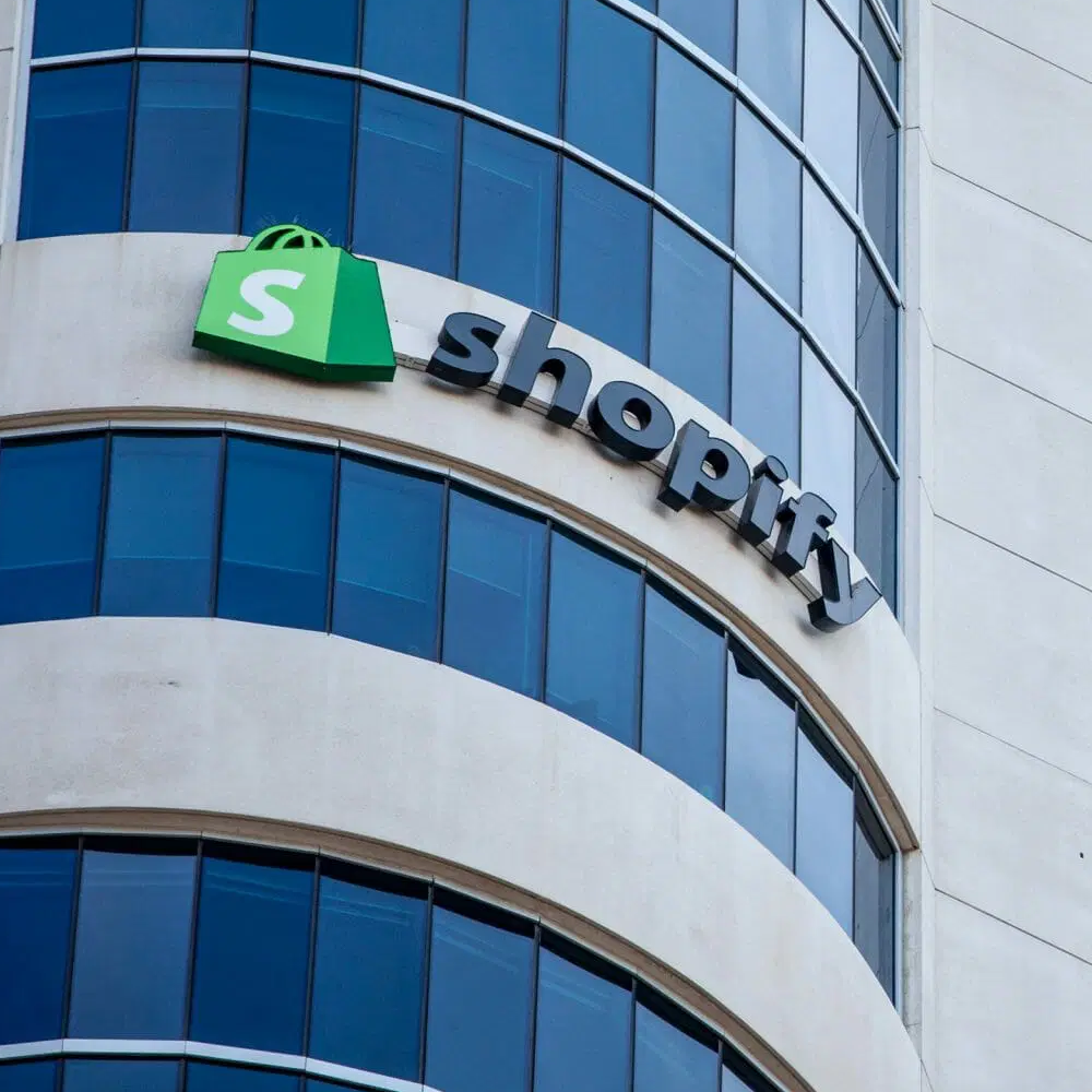A Shopify a személyzetük 10%-át elbocsátja